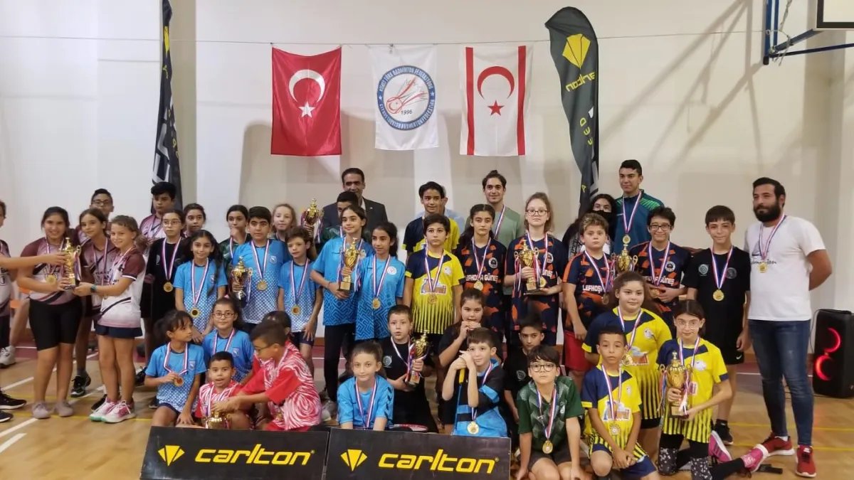 Great Interest in the Minis Development Badminton League