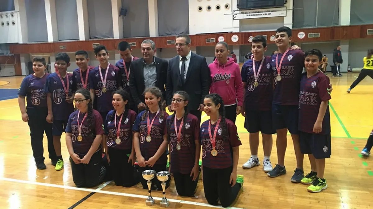 Near East College Win Middle Schools Girls' and Boys' Badminton Titles
